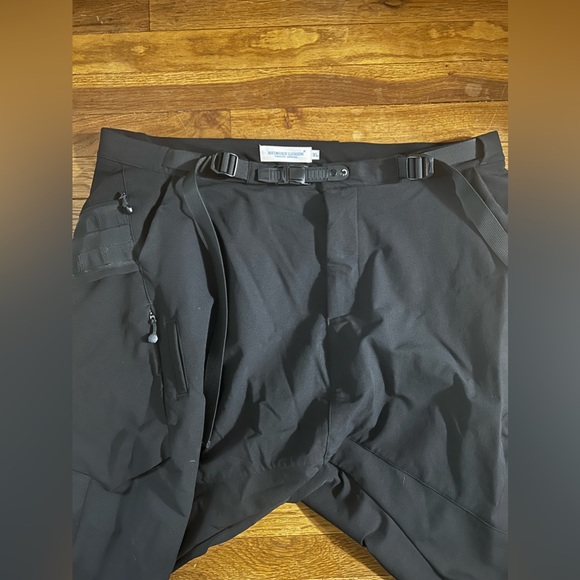 Reindee Lusion 121 Transforming Water Repellent Pants - Picture 4 of 12